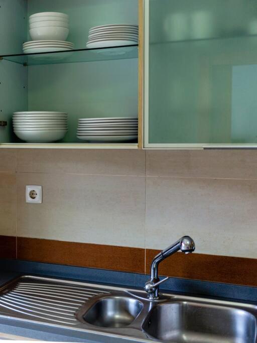 Caldas W/ Ac & Fast Net Apartment